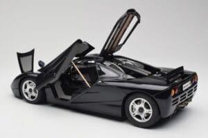 McLaren F1 Blue Metallic Minichamps 1:12 530133130 Metal - imagen 5 de 8