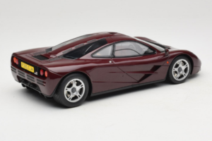 McLaren F1 Burgundy Red GT Spirit 1:18 GT534 Resina - imagen 2 de 6