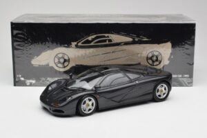 McLaren F1 Carbon Negro Metálico Minichamps 1:18 530133420 Metal - imagen 8 de 8