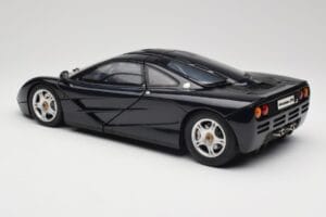 McLaren F1 Dark Blue Metallic Minichamps 1:12 530133128 Metal - imagen 8 de 9