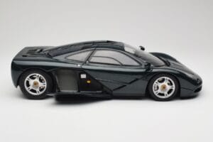 McLaren F1 Dark Green Metallic Minichamps 1:12 530133127 Metal - imagen 4 de 9