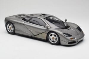 McLaren F1 Dark Silver Minichamps 1:12 530133124 Metal - imagen 6 de 8