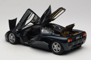 McLaren F1 Verde LCD 1:18 LCD18014-GR Metal - imagen 5 de 8