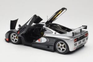 McLaren F1 GTR Adrenaline Program Minichamps 1:18 530133512 Metal - imagen 5 de 8