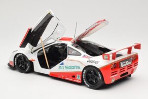 McLaren F1 GTR GT1 #30 West Competition J. Nielsen 1996 UT Models 1:18 39624 Metal - imagen 5 de 8