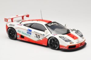 McLaren F1 GTR GT1 #30 West Competition J. Nielsen 1996 UT Models 1:18 39624 Metal - imagen 6 de 8