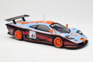 McLaren F1 GTR #41 P-H. Raphanel / C. Gounon / A. Olofsson 24 Hours of Le Mans 1997 UT Models 1:18 39727 Metal - imagen 6 de 8