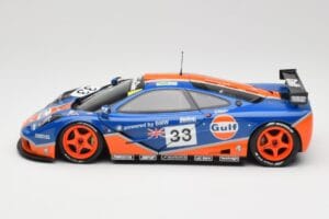 McLaren F1 GTR Gulf Racing #33 S. Bellm / A. Weaver / J. Lehto 24 Hours of Le Mans 1996 Minichamps 1:18 530133633 Metal - imagen 4 de 8