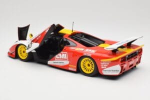 McLaren F1 GTR Gulf Team Davidoff #40 D. O'Rourke / G. Sugden / J. Auberlein 24 Hours of Le Mans 1998 Minichamps 1:18 5301338 - imagen 5 de 8