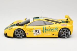 McLaren F1 GTR Harrods Mach One Racing #51 A. Wallace / D. Bell / J. Bell 24 Hours of Le Mans 1995 Minichamps 1:18 530133551  - imagen 4 de 8