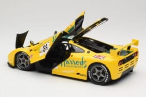 McLaren F1 GTR Harrods Mach One Racing #51 A. Wallace / D. Bell / J. Bell 24 Hours of Le Mans 1995 Minichamps 1:18 530133551  - imagen 5 de 8