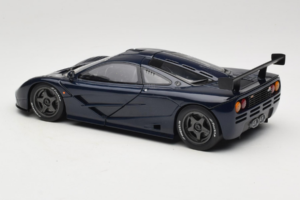 McLaren F1 GTR Le Mans Edition Morado UT Models 1:18 MCLAREN001 Metal - imagen 7 de 8