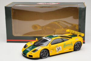 McLaren F1 GTR #51 Mach One Racing Le Mans 1995 UT Models 1:18 530151851 Metal - imagen 8 de 8