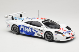 McLaren F1 GTR #9 P. Kox / R. Ravaglia FIA GT Championship 1997 UT Models 1:18 39711 Metal - imagen 6 de 8