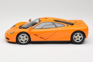 McLaren F1 Naranja Minichamps 1:18 530133421 Metal - imagen 4 de 8