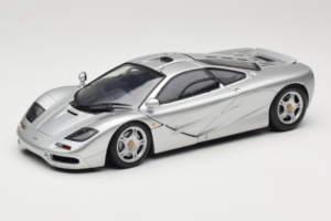 McLaren F1 Plata UT Models 1:18 530133180-R1 Metal