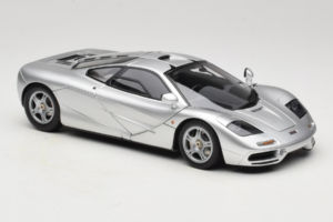 McLaren F1 Plata LCD 1:18 LCD18014-SI Metal - imagen 6 de 8