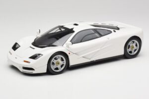 McLaren F1 Blanco Minichamps 1:18 530133424 Metal