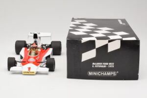 McLaren M23 Ford #1 E. Fittipaldi F1 1975 Minichamps 1:18 530751801 Metal - imagen 8 de 9