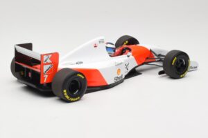 McLaren Ford MP4/8 #7 M. Hakkinen 1993 Minichamps 1:18 530931837 Metal - imagen 2 de 6