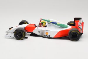 McLaren MP4/8 Ford #8 A. Senna Winner Australian GP 1993 Minichamps 1:18 540933838 Metal - imagen 4 de 7