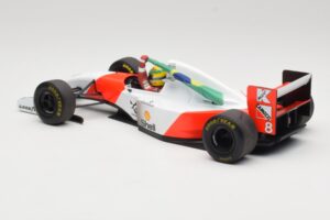 McLaren MP4/8 Ford #8 A. Senna Winner Australian GP 1993 Minichamps 1:18 540933838 Metal - imagen 6 de 7
