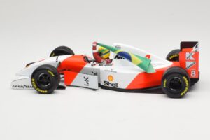 McLaren MP4/8 Ford #8 A. Senna Winner European GP Donington 1993 Minichamps 1:18 540931848 Metal - imagen 3 de 6