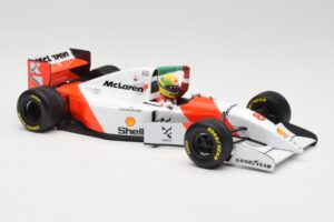 McLaren MP4/8 Ford #8 A. Senna Winner European GP Donington 1993 Minichamps 1:18 540931848 Metal - imagen 4 de 6