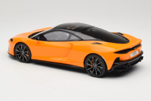 McLaren GTS Naranja GT Spirit 1:18 GT957 Resina - imagen 5 de 6