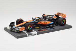 McLaren MCL60 #81 O. Piastri F1 2023 Minichamps 1:18 537231881 Metal - imagen 2 de 6