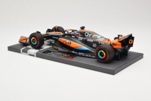 McLaren MCL60 #81 O. Piastri F1 2023 Minichamps 1:18 537231881 Metal - imagen 5 de 6