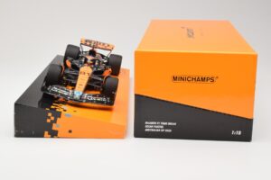 McLaren MCL60 #81 O. Piastri Australian GP 2023 Minichamps 1:18 533231881 Metal - imagen 5 de 5