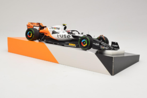 McLaren MCL60 #4 L. Norris McLaren F1 Team Monaco Grand Prix 2023 Minichamps 1:18 533232504 Resina - imagen 4 de 7