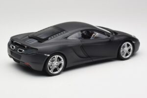 McLaren MP4-12C Matt Satellite Gris Minichamps 1:18 110133024 Metal - imagen 3 de 8