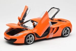 McLaren MP4-12C Naranja AUTOart 1:18 76006 Metal - imagen 2 de 8