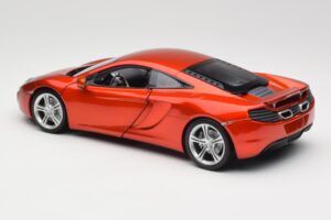 McLaren MP4-12C Orange Metallic Minichamps 1:18 110133020 Metal - imagen 7 de 8