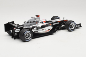 McLaren MP4-20 Mercedes #9 K. Raikkonen F1 2005 Minichamps 1:18 B66962337 Metal - imagen 2 de 6