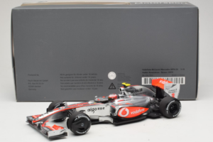 McLaren MP4-24 Mercedes #2 H. Kovalainen F1 2009 Dealer Edition Minichamps 1:18 B66960041 Metal - imagen 6 de 7