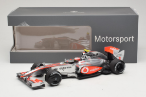 McLaren MP4-24 Mercedes #2 H. Kovalainen F1 2009 Dealer Edition Minichamps 1:18 B66960041 Metal - imagen 7 de 7
