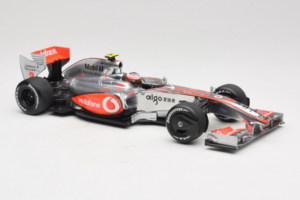 McLaren MP4-24 Mercedes #2 H. Kovalainen F1 2009 Minichamps 1:18 503091802 Metal - imagen 4 de 7