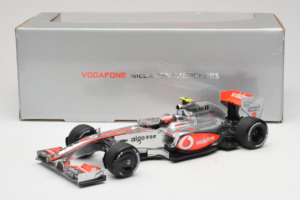 McLaren MP4-24 Mercedes #2 H. Kovalainen F1 2009 Minichamps 1:18 503091802 Metal - imagen 7 de 7