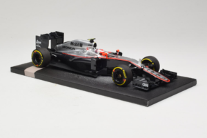 McLaren MP4-30 Honda #22 J. Button McLaren Honda F1 Team Australian Grand Prix 2015 Minichamps 1:18 537151822 Metal - imagen 4 de 7