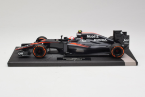 McLaren MP4-30 Honda #22 J. Button McLaren Honda F1 Team Spanish Grand Prix 2015 Minichamps 1:18 537151122 Metal