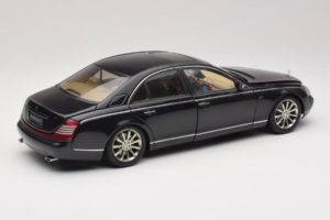 Maybach 57S Negro AUTOart 1:18 76156 Metal - imagen 3 de 7