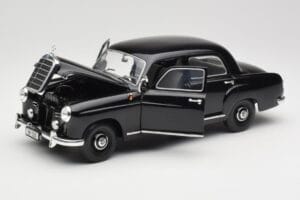 Mercedes 180 W120 Ponton Negro Revell 1:18 08973 Metal - imagen 2 de 8