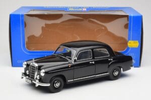 Mercedes 180 W120 Ponton Negro Revell 1:18 08973 Metal - imagen 8 de 8