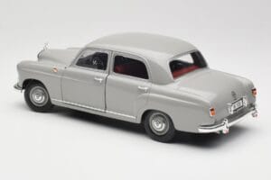 Mercedes 180 W120 Ponton Graphite Grey Revell 1:18 08974 Metal - imagen 7 de 8