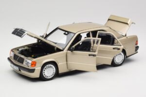 Mercedes 190E W201 2.3-16 Smoke Silver Metallic Norev 1:18 183831 Metal - imagen 2 de 8