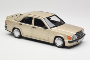 Mercedes 190E W201 2.3-16 Smoke Silver Metallic Norev 1:18 183831 Metal - imagen 6 de 8