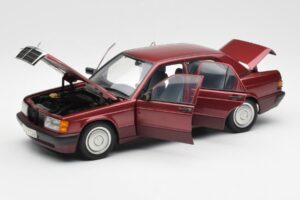 Mercedes 190E W201 2.0 Rojo Dealer Edition AUTOart 1:18 B66040383 Metal - imagen 2 de 8
